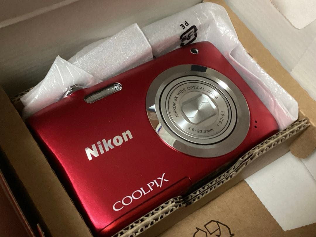デジタルカメラ COOLPIX A100