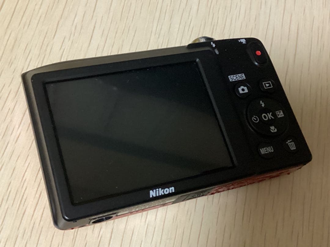 デジタルカメラ COOLPIX A100