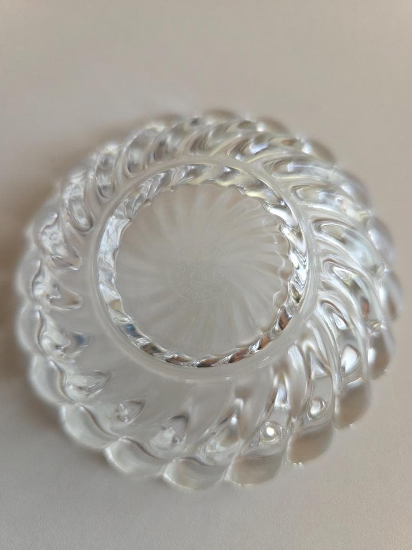 バカラ BACCARAT ボリュート VOLUTE 小物入れ 箱付き