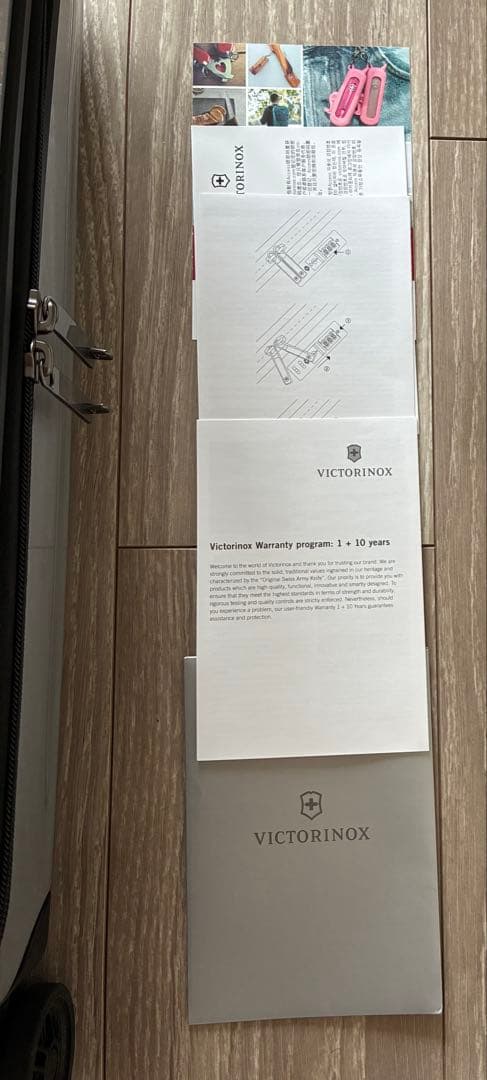 【美品】Victorinox シルバー キャリーケース機内持ち込み