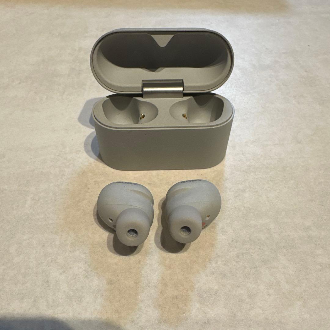 美品 SONY WF-1000XM6 シルバー シリコンケース付