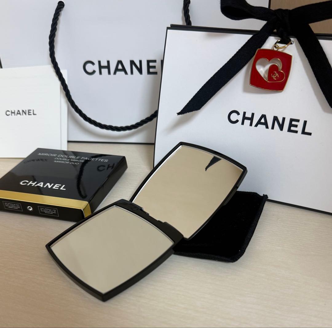 【新品・ギフト包装】CHANEL シャネル ダブルミラー 手鏡 限定チャーム付