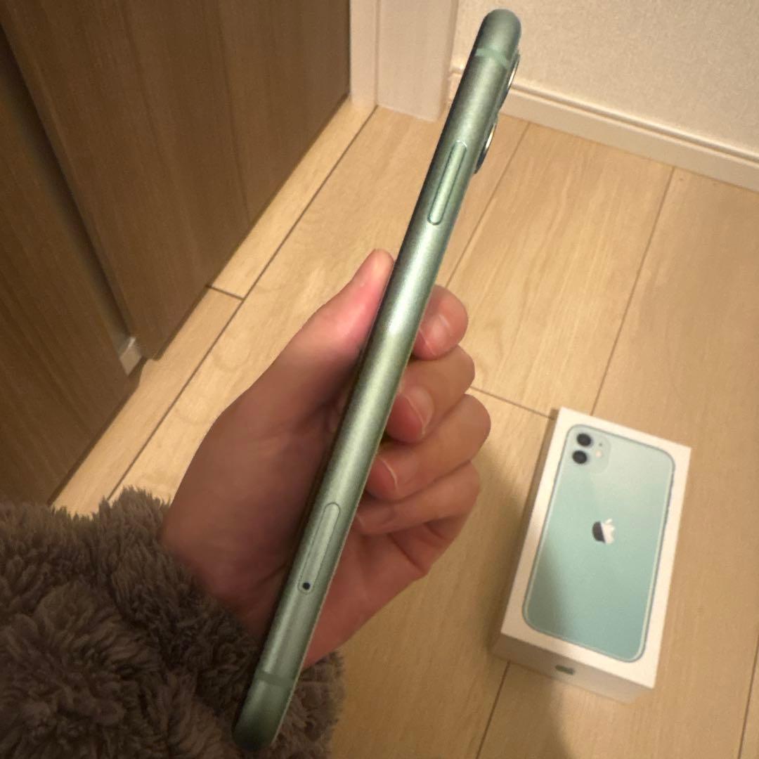 Apple iPhone 11 美品　ミントグリーン 本体 SIMロックなし