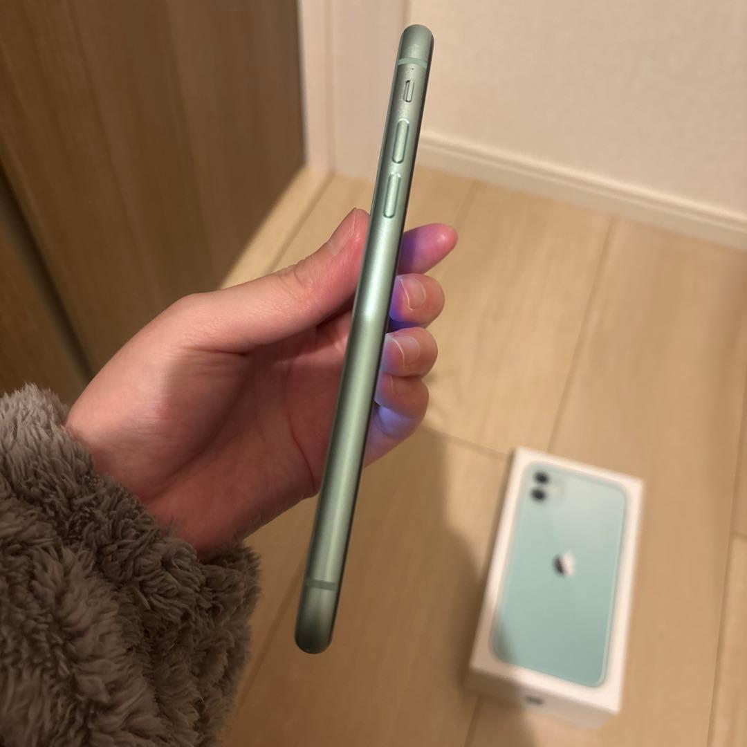 Apple iPhone 11 美品　ミントグリーン 本体 SIMロックなし