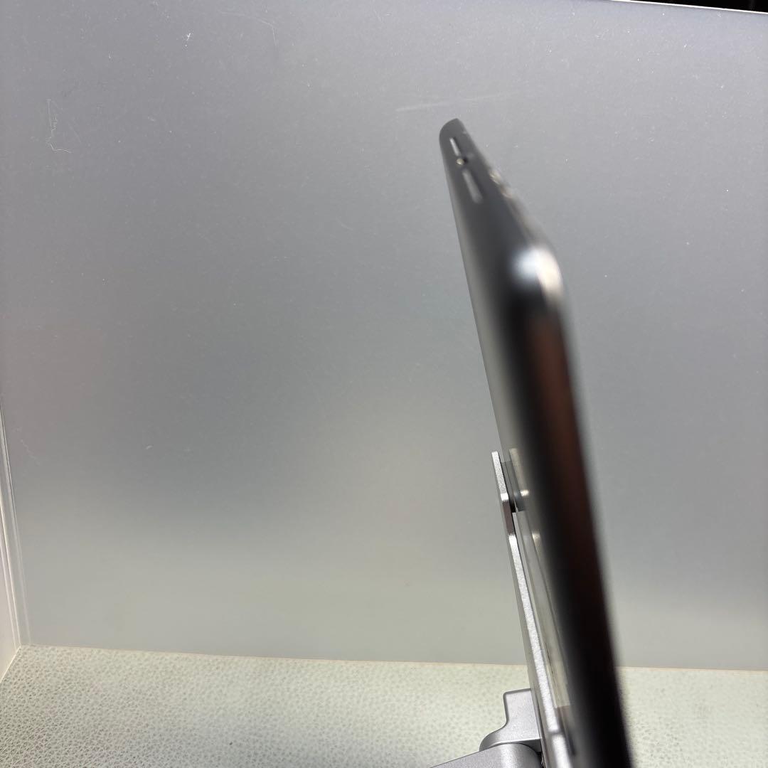 iPad 8世代128G GRAY新品同様PSEパッテリー100％機能不良なし
