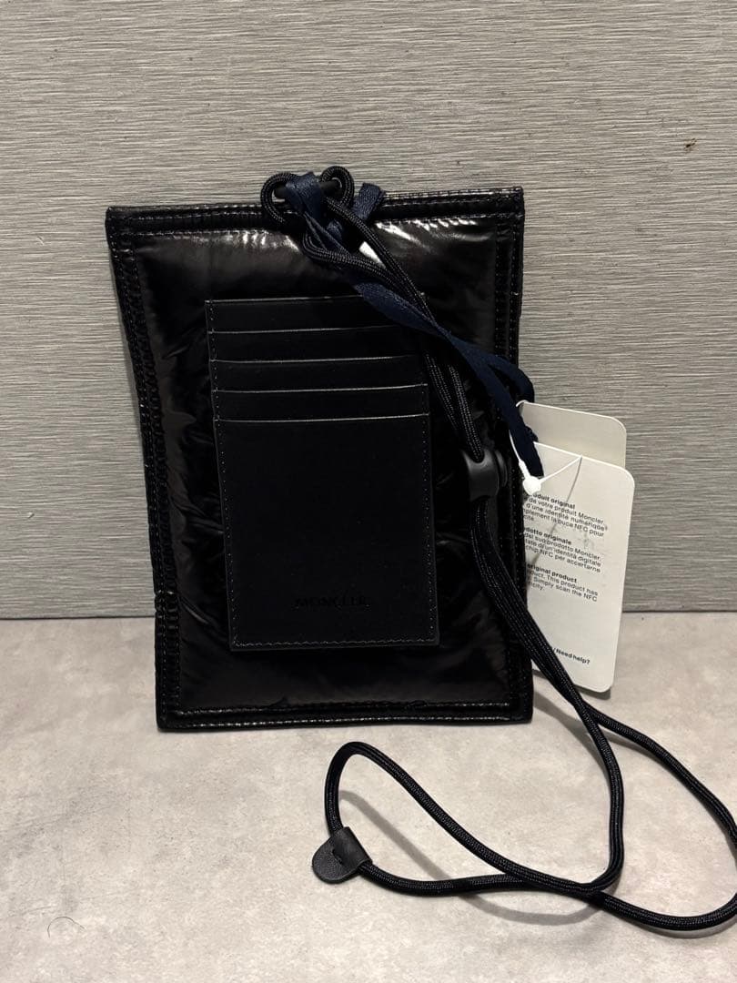 MONCLER（モンクレール）スマートフォンケース（フォンポーチ）