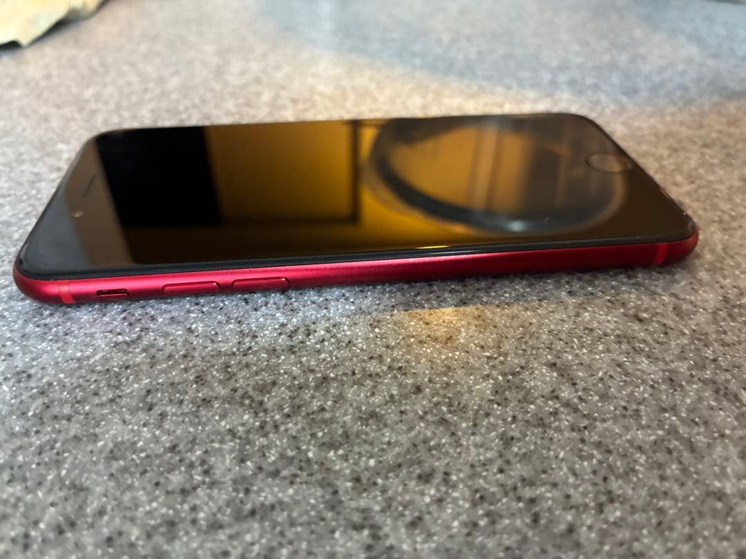 【美品】iPhoneSE2 レッド 赤 64GB 本体 付属品完備 SIMフリー