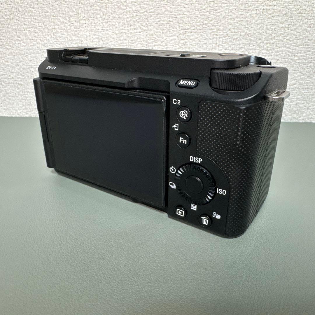 SONY VLOGCAM ZV-E1 ボディ　フルサイズミラーレス