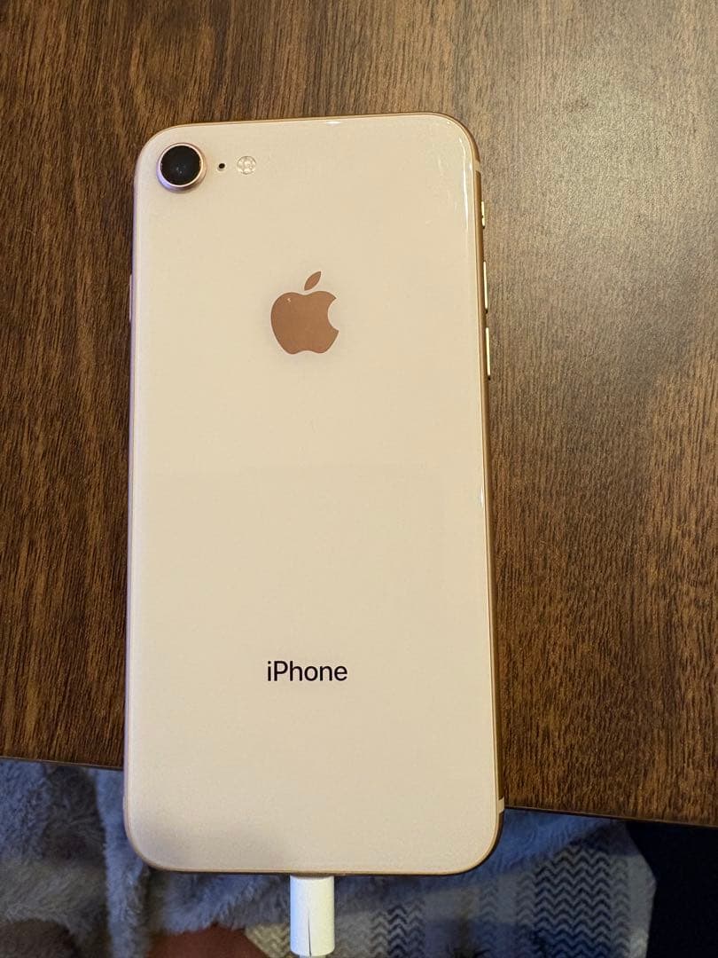 iPhone8 64GB ホワイト