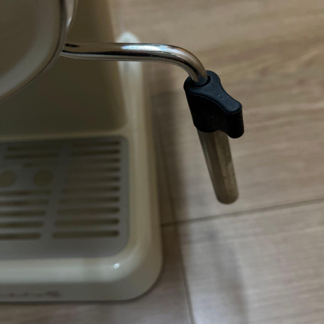 エスプレッソメーカー クリーム色