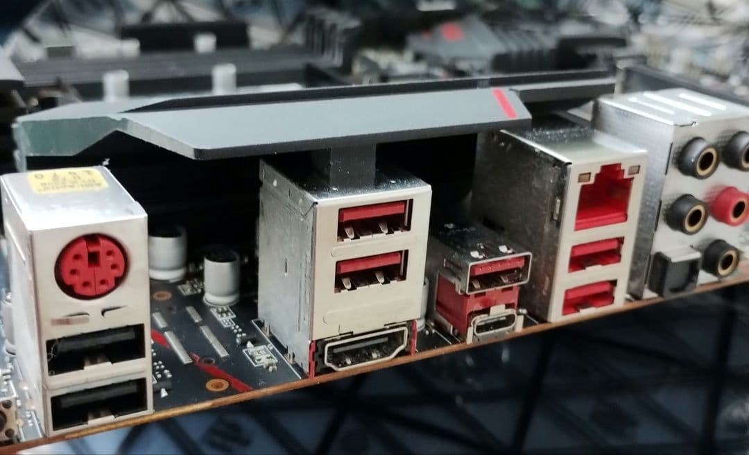 MSI MPG X570 GAMING PLUS マザーボード