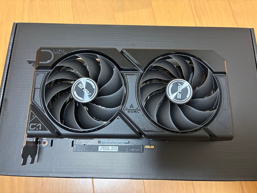 グラフィックボード・グラボ・ビデオカード ASUS Dual RTX 4060Ti OC Edition 8GB