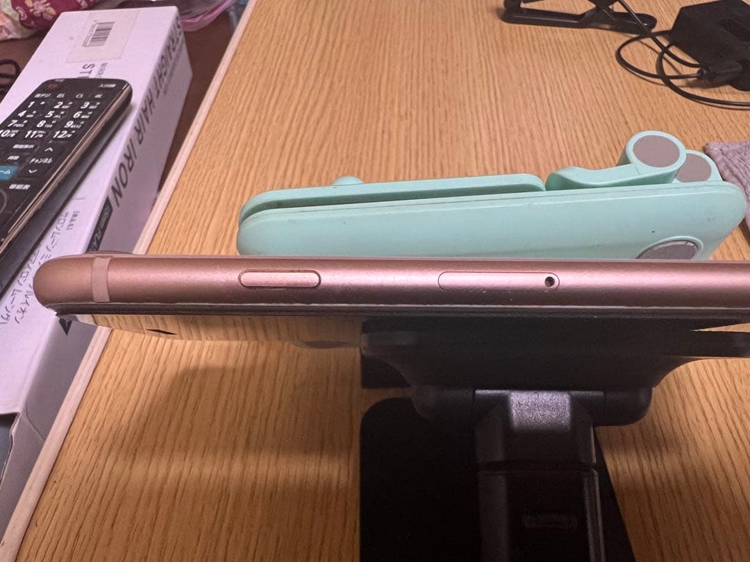 美品 iphone 8 Plus 256GB simフリー ゴールド系