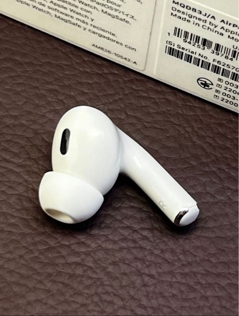 AirPods pro第2世代イヤホン右耳のみ A2698正規品動作品音質正常
