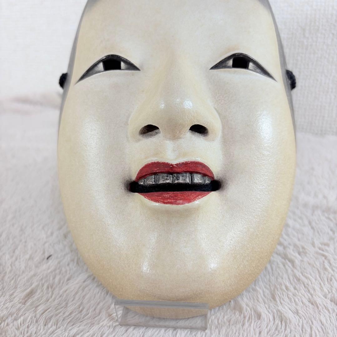 能面　小面　木彫り　高級　伝統工芸　能　女面　収納袋　木箱つき