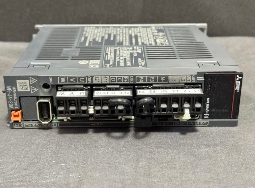 【2022年製】保管品 三菱電機 ACサーボアンプ MR-J4-40A