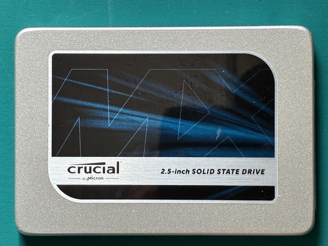 Crucial 内蔵SSD 2.5インチ MX300 525GB 使用少 6