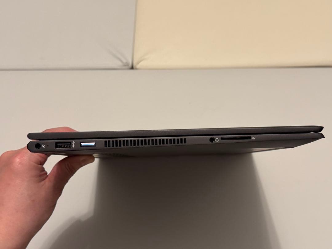 ☆美品☆HP ENVYx360 15-dr1011TU ノートPC