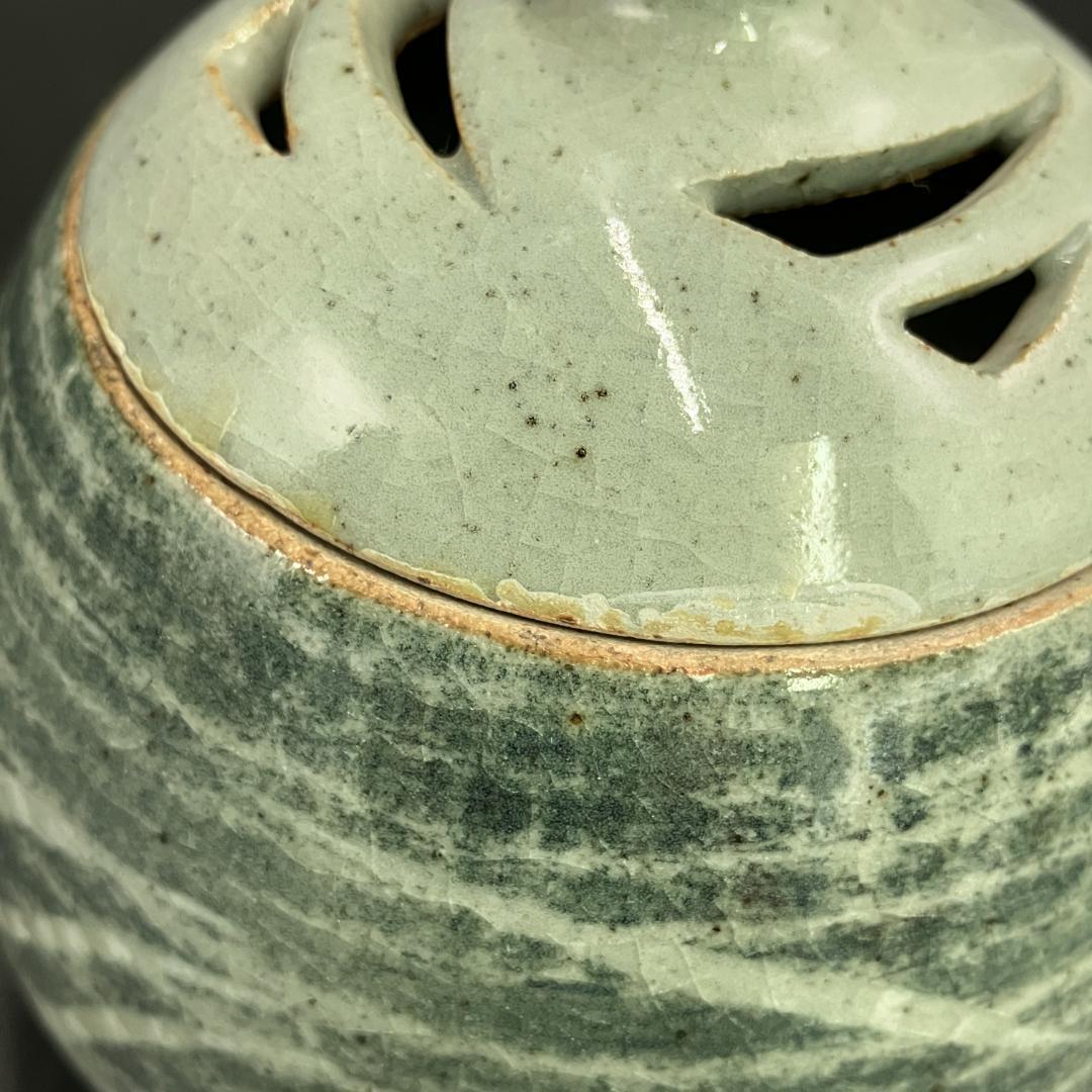 田村正二 新潟 陶芸家 青磁釉 刷毛目 香炉 共蓋 三足 作家物 R8SA334