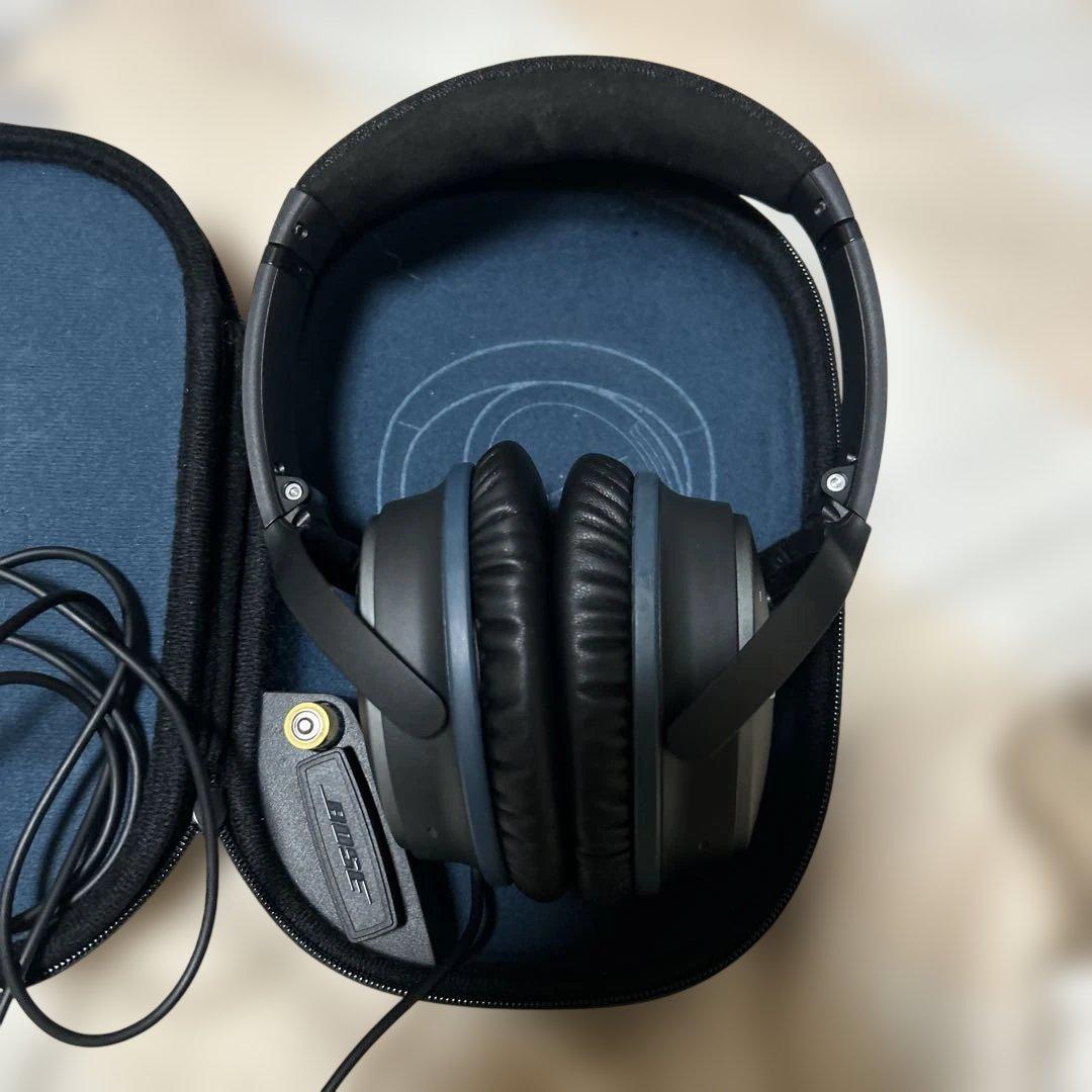 Bose 有線ヘッドホン ケース付き