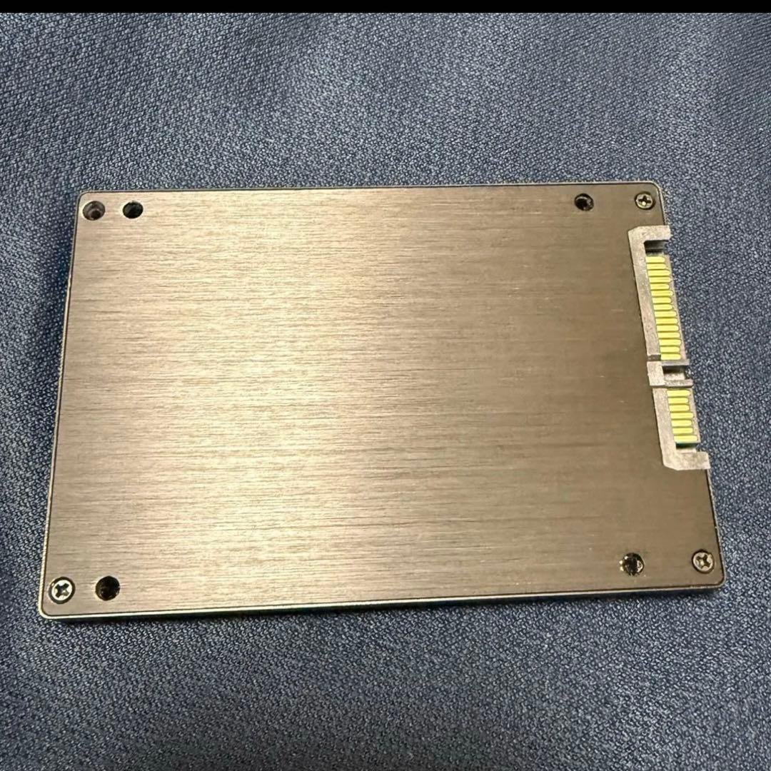 Samsung M.2 SATA 512GB SSD 変換ケース付