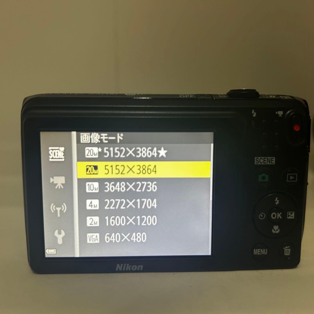 美品　NIKON COOLPIX S3700 ブラック　コンパクトデジタルカメラ