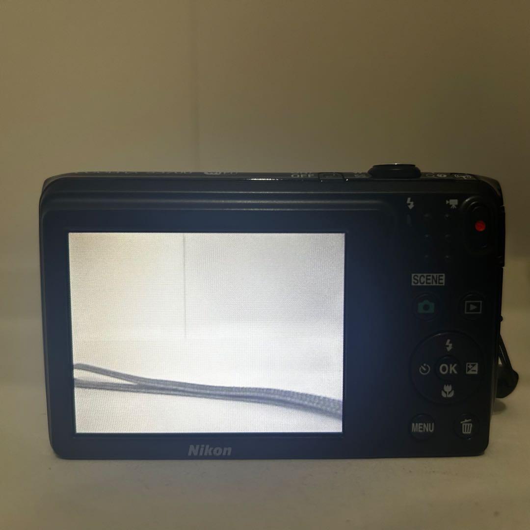 美品　NIKON COOLPIX S3700 ブラック　コンパクトデジタルカメラ