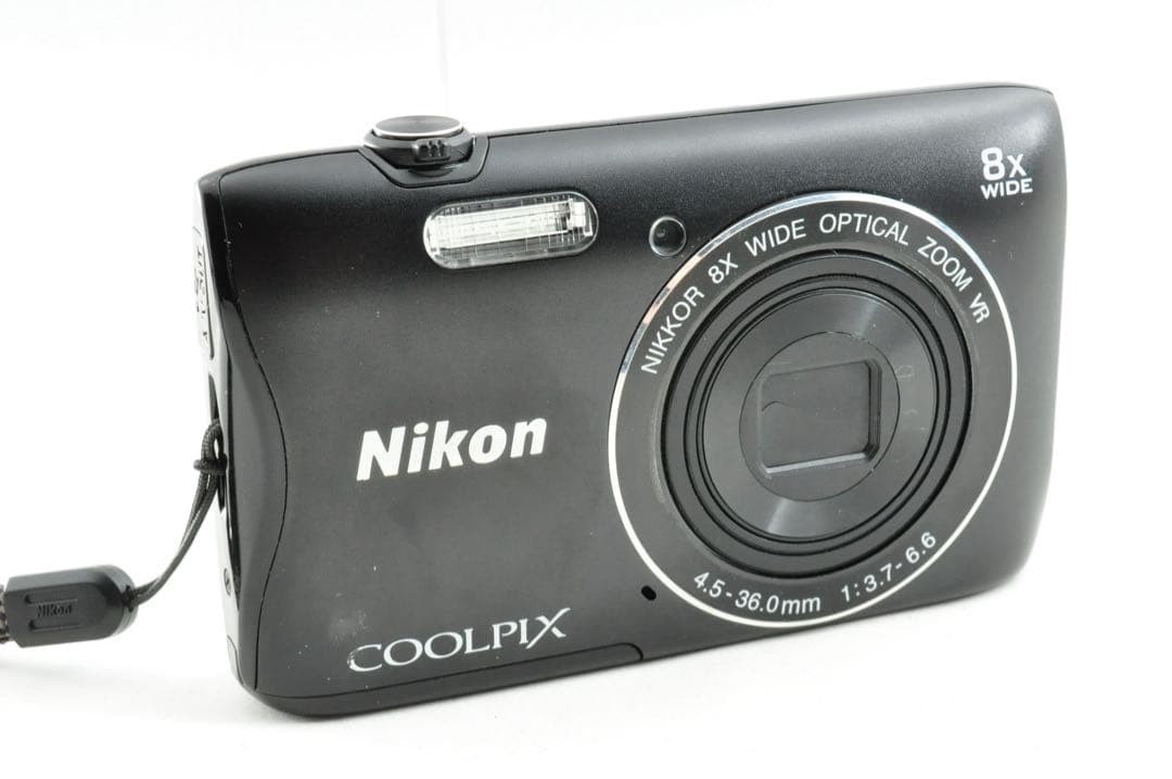 美品　NIKON COOLPIX S3700 ブラック　コンパクトデジタルカメラ