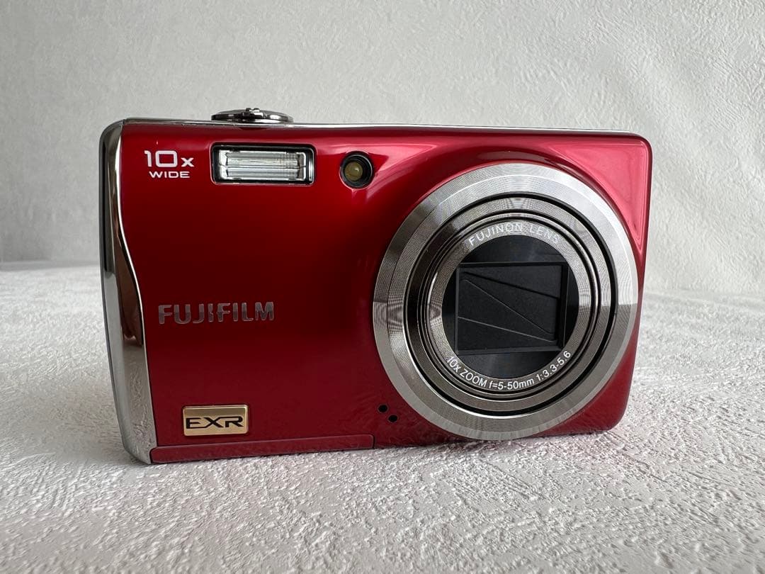 FUJIFILM FinePix F80EXR レッド 10倍ズーム 美品