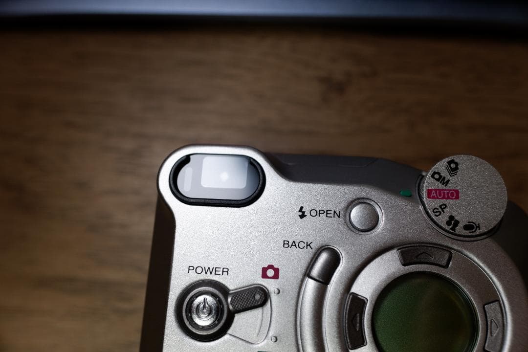 富士フイルム FUJIFILM FinePix 6800z 動作品 ほぼ新品