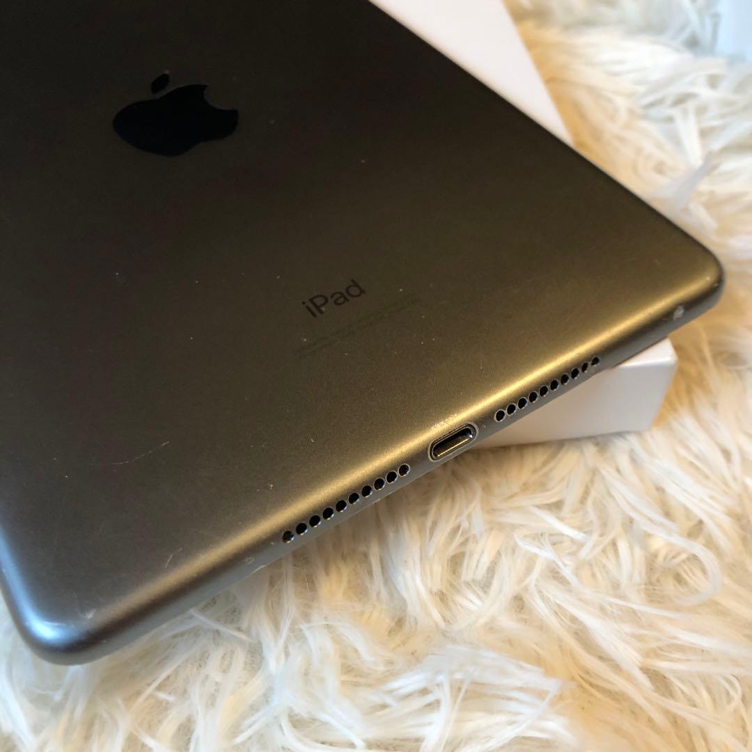 【完動品】iPad mini5 64GB 【すぐ発送】