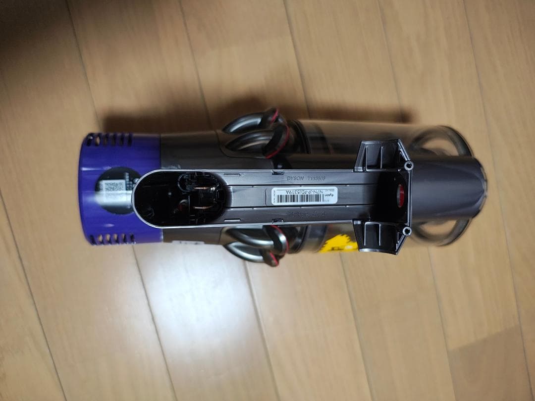 ダイソン★掃除機★V10本体のみ★ＳV12★バッテリーは別売りです★11