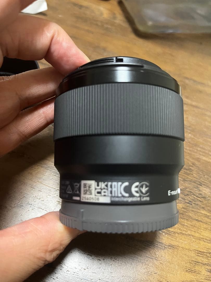 ほぼ未使用 人気の単焦点レンズ sel50f18f SONY 防湿庫管理