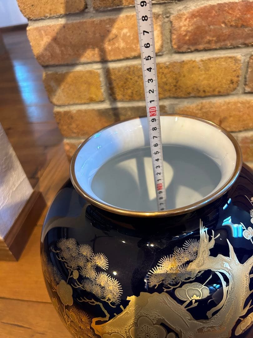 皇室御用達 大倉陶園 日本製　ルリ金蝕梅 花瓶 花生 29cm 定価27万円