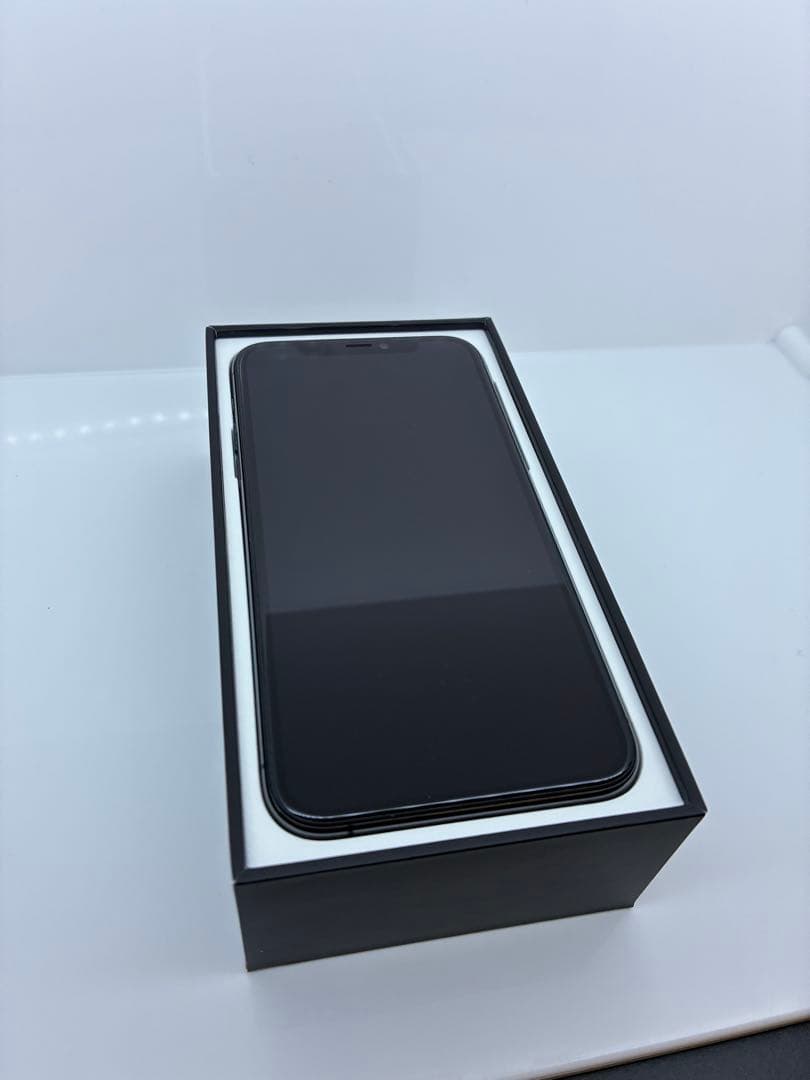 【美品】iPhone 11 Pro 64GB 本体 スペースグレイ SIMフリー