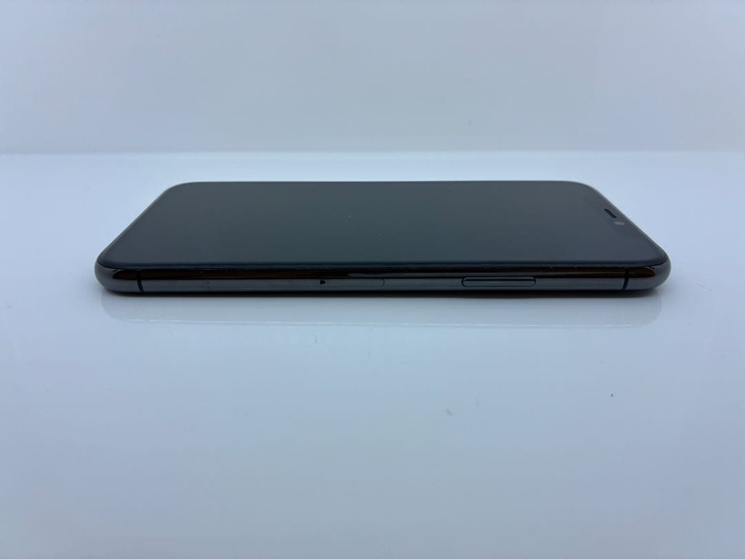 【美品】iPhone 11 Pro 64GB 本体 スペースグレイ SIMフリー
