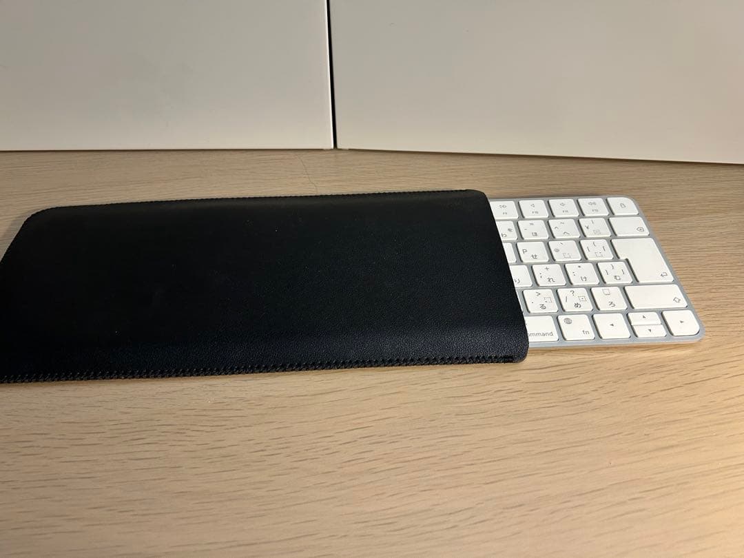 Apple Magic Keyboard シルバー 英語配列　UK A2450