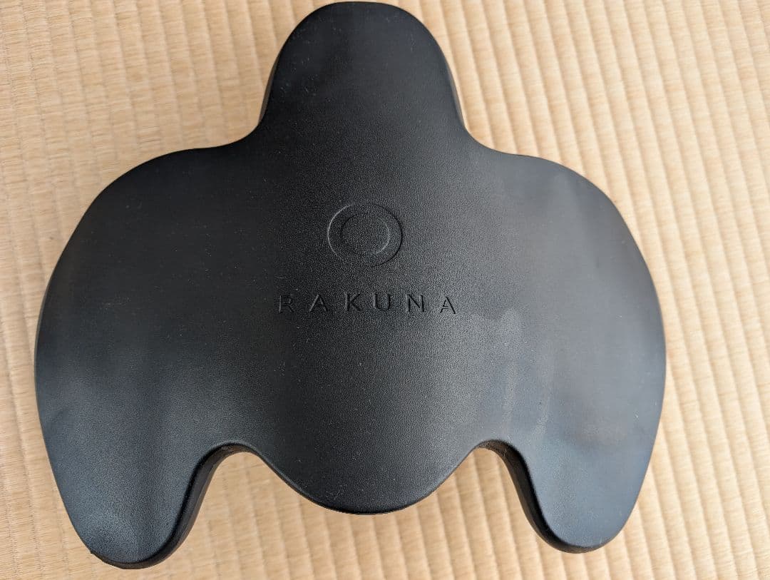 整体師監修　RAKUNA 整体骨盤パッド