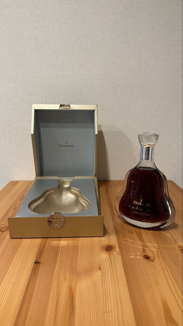 Hennessy Paradis ブランデー ギフトボックス付き