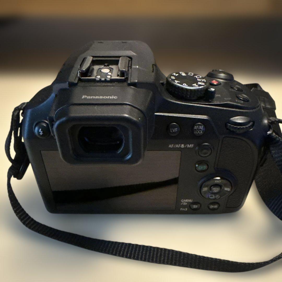 【中古】Panasonicパナソニック LUMIXルミックス DC-FZ85D