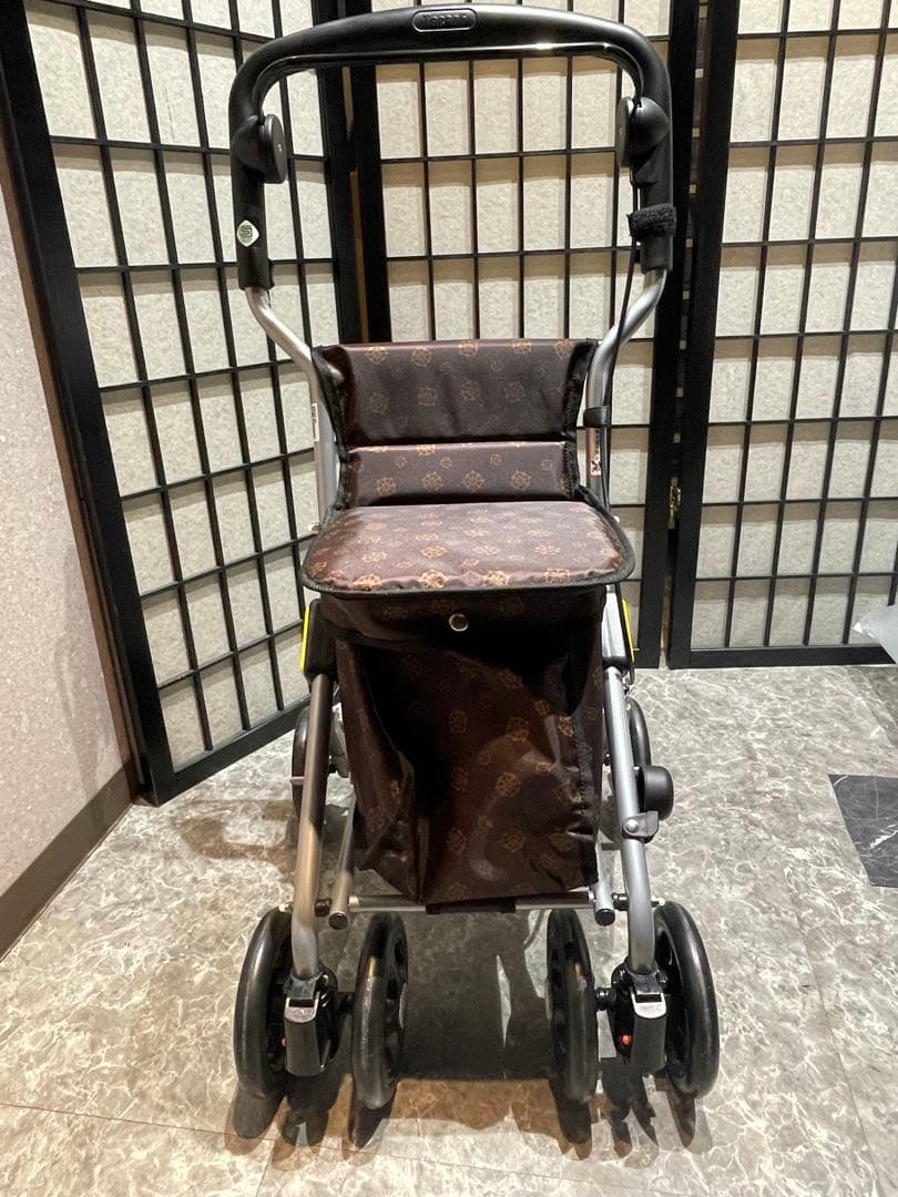 ⭐︎美品⭐︎TacaoF（テイコブ） シルバーカー　SICP02