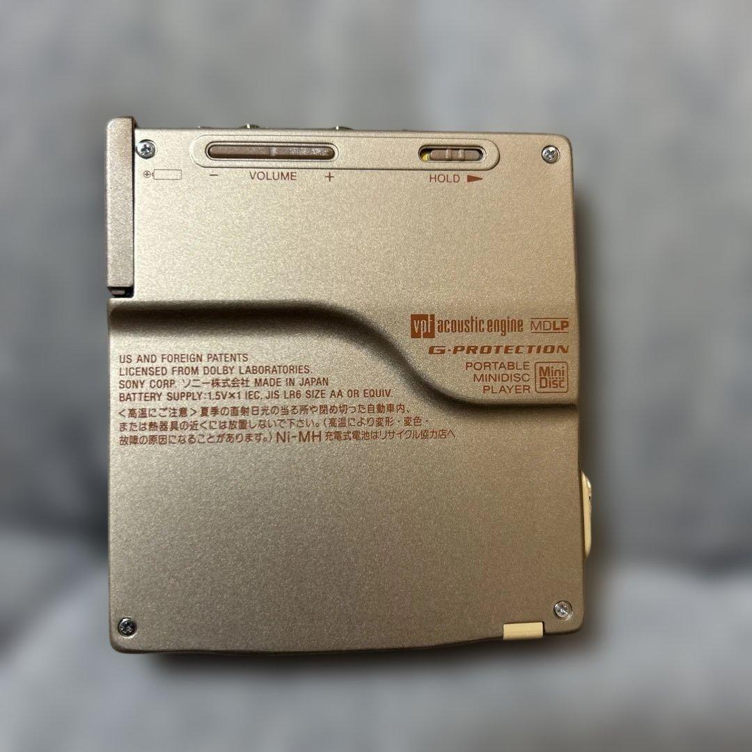 ジャンク　SONY MD ウォークマン MZ-E710 MDプレーヤー