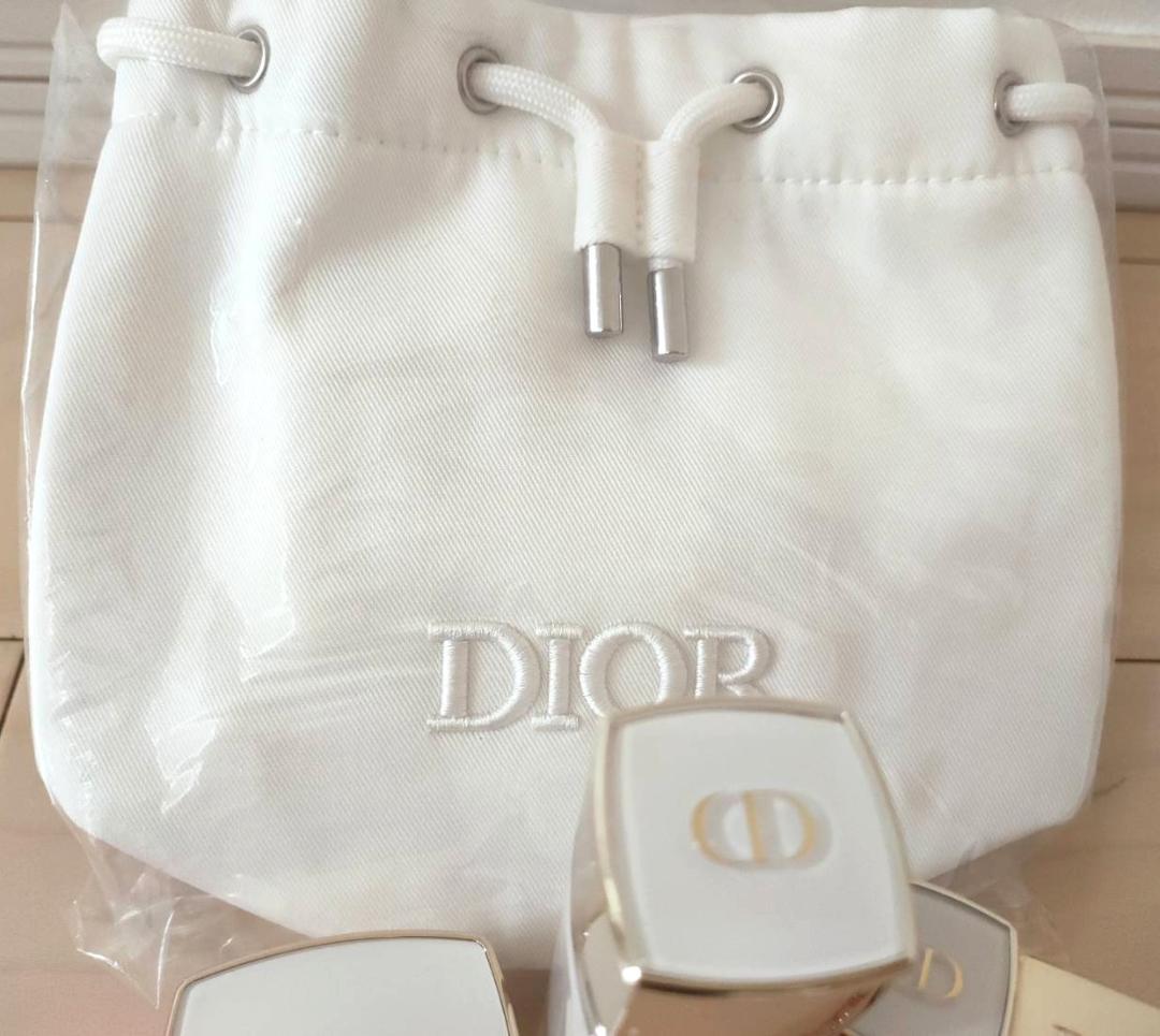 未使用 DIOR ディオール プレステージ　コフレセット　ポーチ付