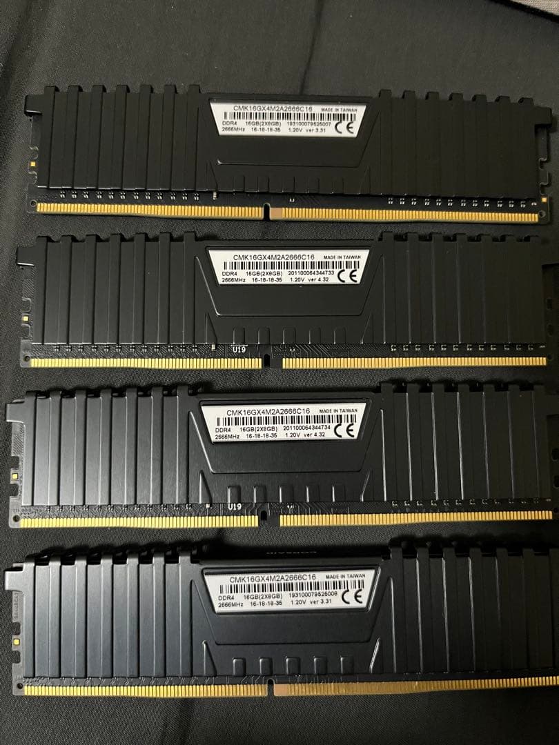 8GB Vengeance LPX DDR4 メモリー 4枚セット