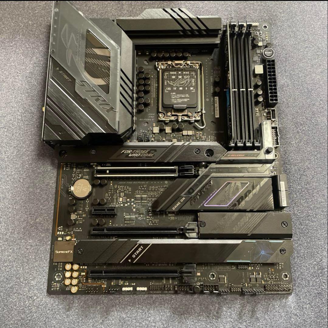 美品動作済み ROG STRIX Z790マザーボード