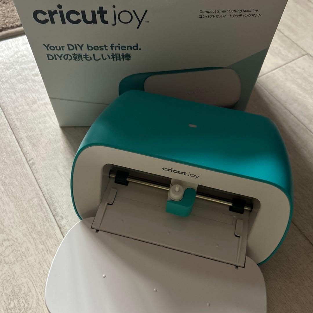 【お値下げいたしました】Cricut Joy コンパクトカッティングマシン