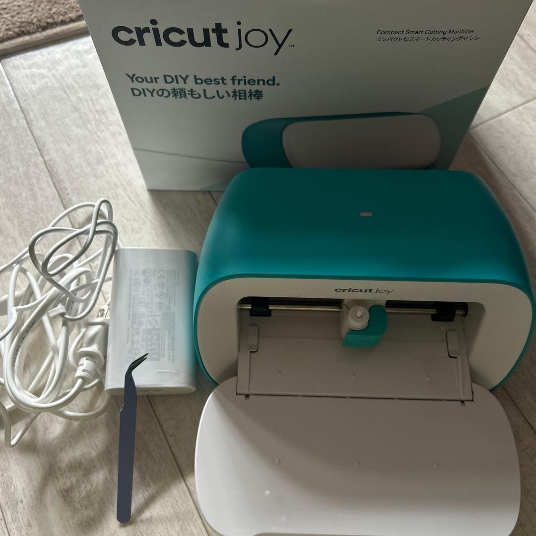 【お値下げいたしました】Cricut Joy コンパクトカッティングマシン