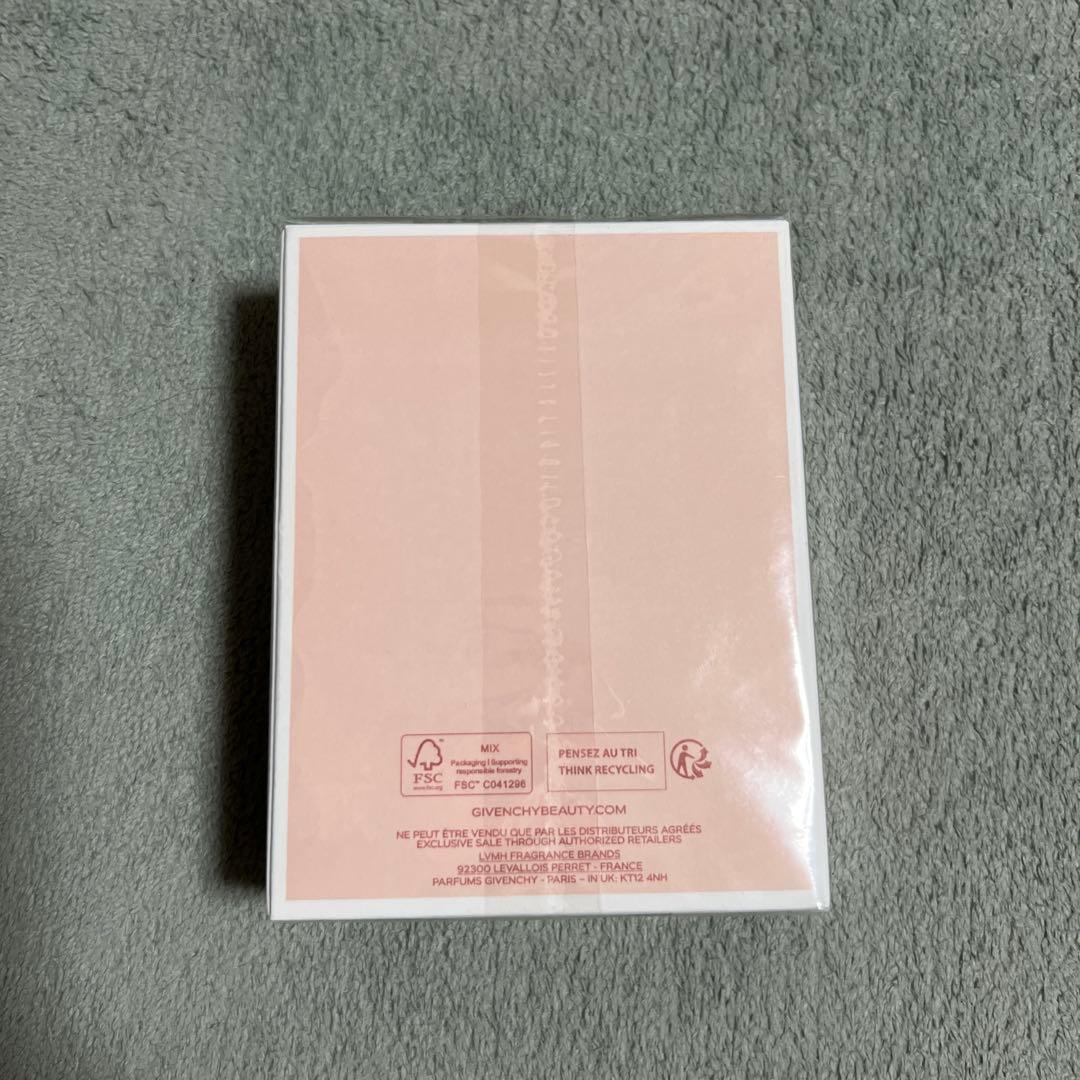 香水(女性用) IRRESISTIBLE GIVENCHY Eau de Parfum 80ml
