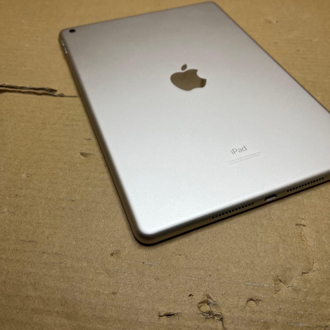 iPad (第９世代) Wi-Fi 64GB シルバー