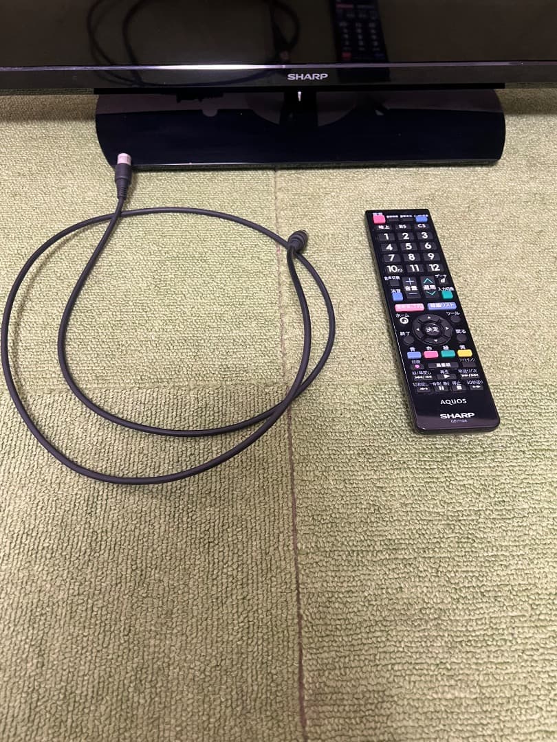 シャープ 32V型 テレビ 外付HDD対応(裏番組録画) 2画面表示